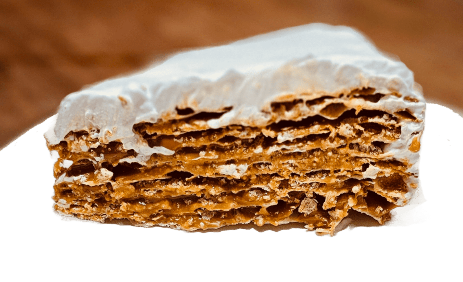 Una porción del delicioso rogel de Estela Varini